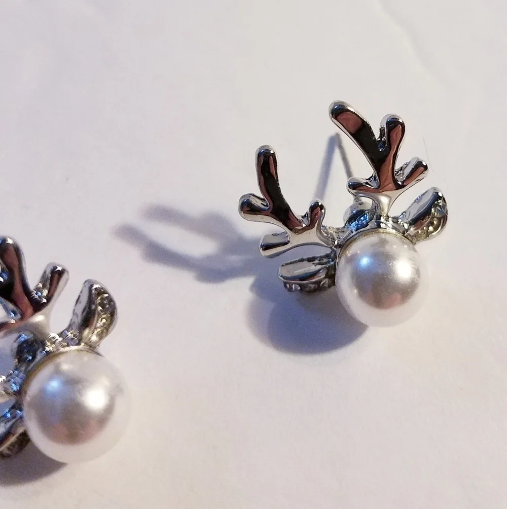 N/A faux pearl